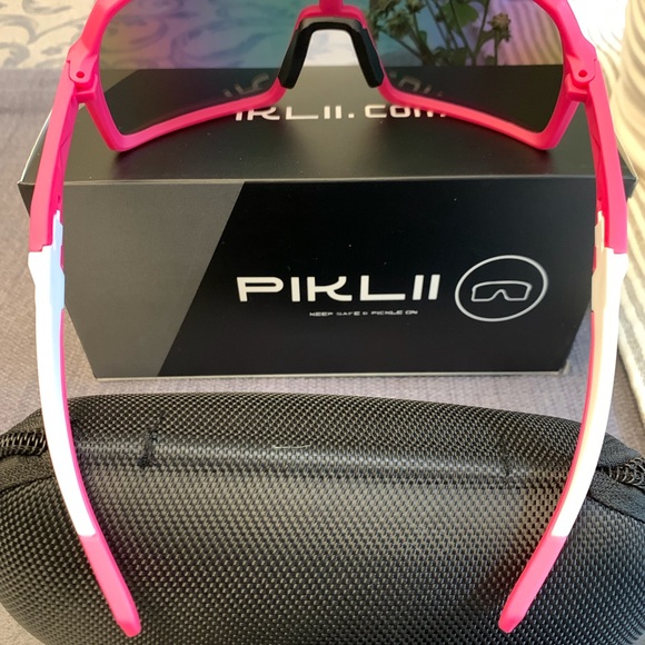 Safety glasses for pickleball and other sports - Picture 4 of 5